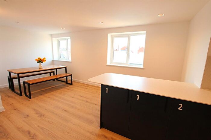1 Bedroom Property To Rent In Kettering Road, Northampton, NN1