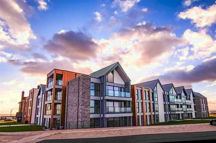 2 Bedroom Apartment To Rent In Rest Bay, Porthcawl, CF36