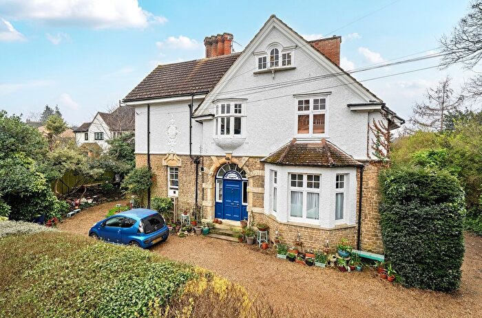 1 Bedroom Maisonette For Sale In Guildford, Surrey, GU1