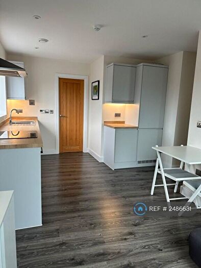 1 Bedroom Flat To Rent In Feathers Yard, Basingstoke, RG21