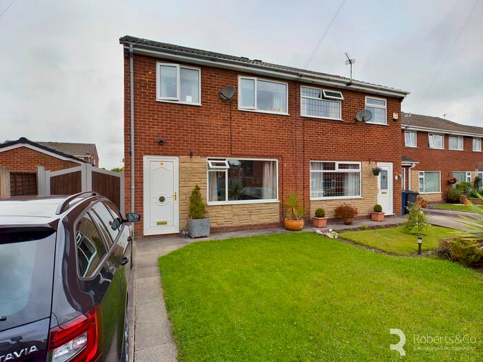 3 Bedroom Semi-Detached House To Rent In Doodstone Drive, Lostock Hall, Preston PR5