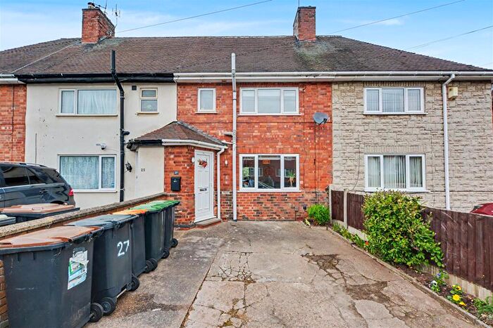 3 Bedroom Terraced House For Sale In Dennis Avenue, Beeston, Nottingham, NG9