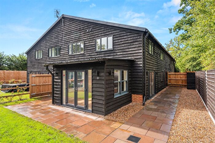 3 Bedroom Detached House To Rent In New Mill Road, Finchampstead, Wokingham, Berkshire, RG40