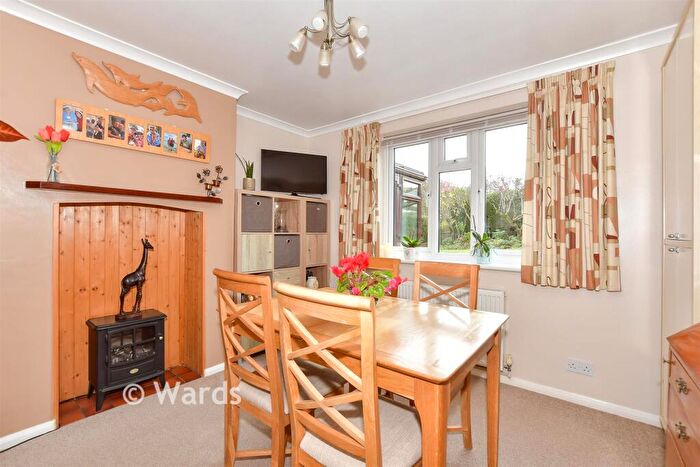 3 Bedroom Semi-Detached House For Sale In Vicarage Hill, Petham, Canterbury, Kent, CT4