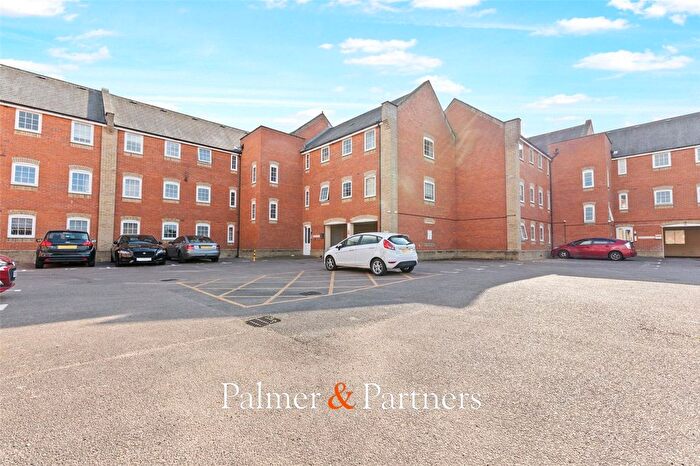2 Bedroom Flat For Sale In Maria Court, Hesper Road, Colchester, Essex, CO2