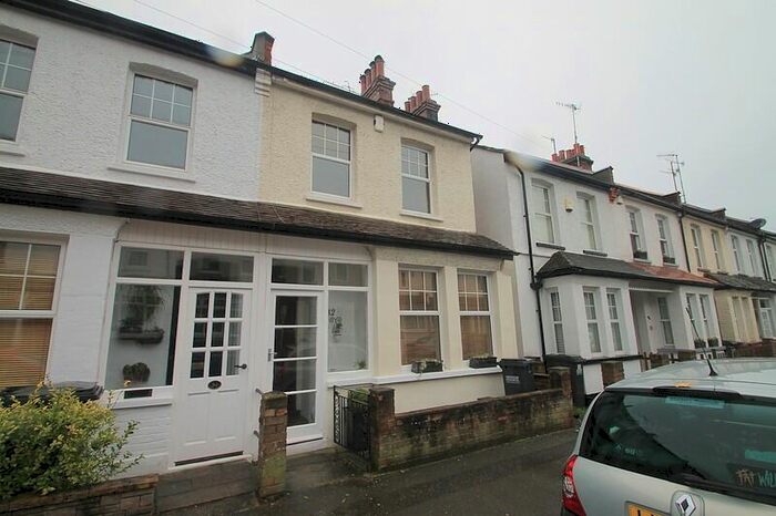 2 Bedroom House To Rent In Bedroom End Terrace House In Kenley, CR8