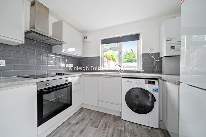 2 Bedroom Detached House To Rent In Parkside Avenue, Bexleyheath, Kent, DA7