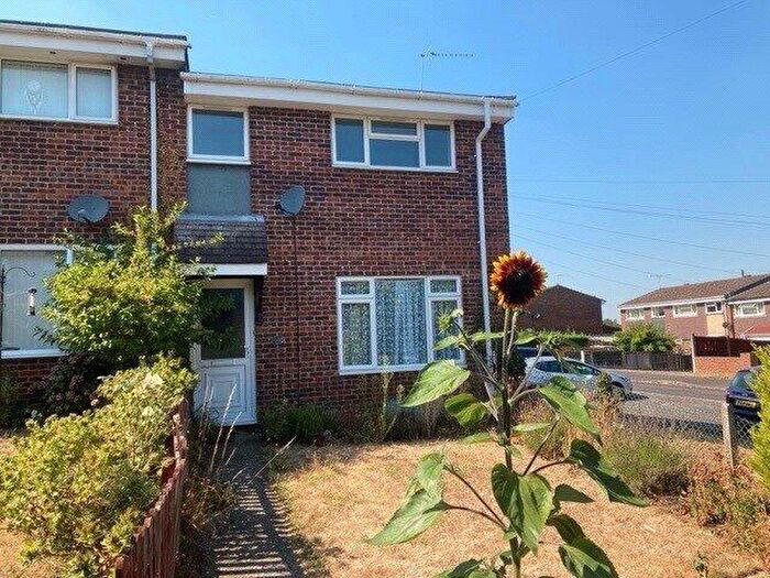 3 Bedroom Terraced House For Sale In Birch Road, Headley Down, Hants, GU35