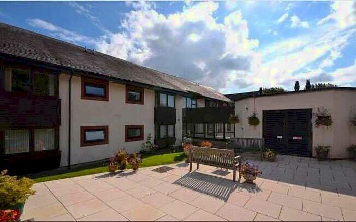 1 Bedroom Ground Flat To Rent In Littlemoor House, BB7