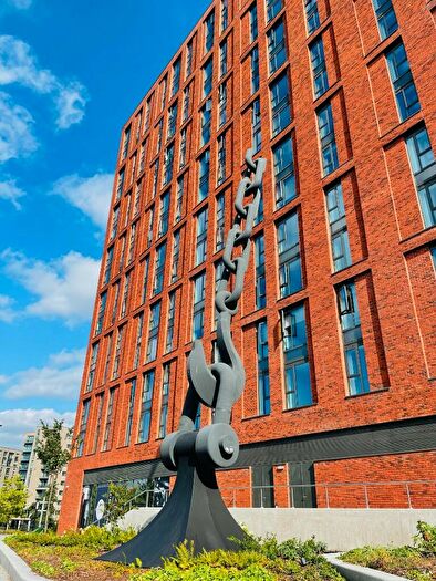 2 Bedroom Flat To Rent In Wharf End, Manchester, Greater Manchester, M17