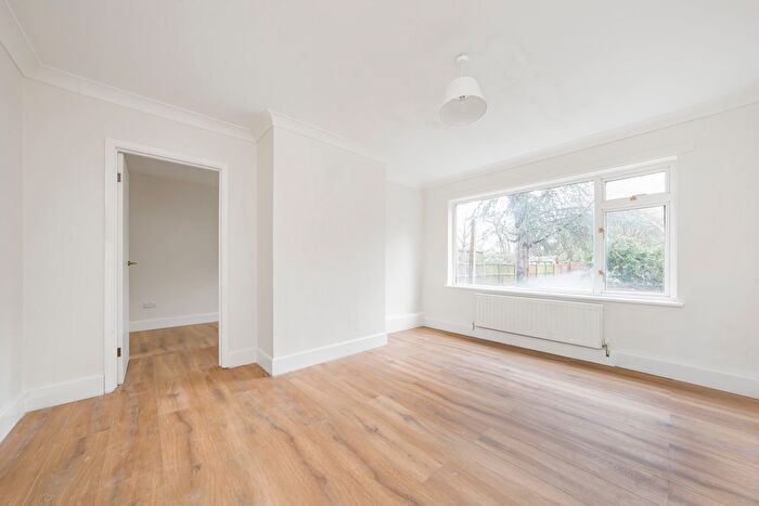 3 Bedroom Terraced House For Sale In Savay Close, Denham Green, Uxbridge, UB9