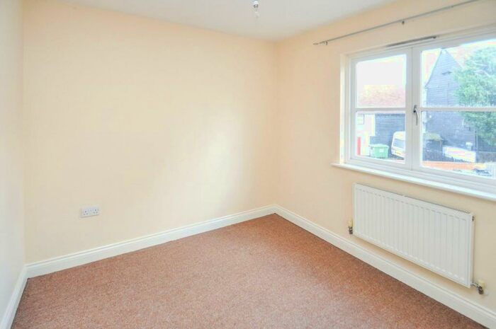 2 Bedroom Apartment To Rent In Chequers Lane, Dunmow, CM6