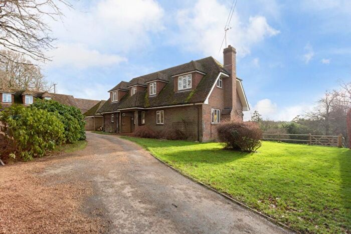 4 Bedroom Detached House To Rent In Hammerpond Road Plummers Plain, RH13