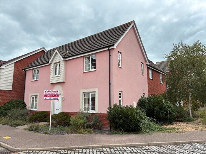 4 Bedroom Detached House For Sale In Heron Way, Harwich, Essex, CO12