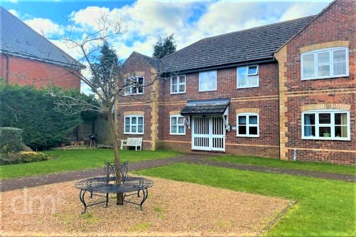 2 Bedroom Flat To Rent In Halstead Road, Colchester CO3