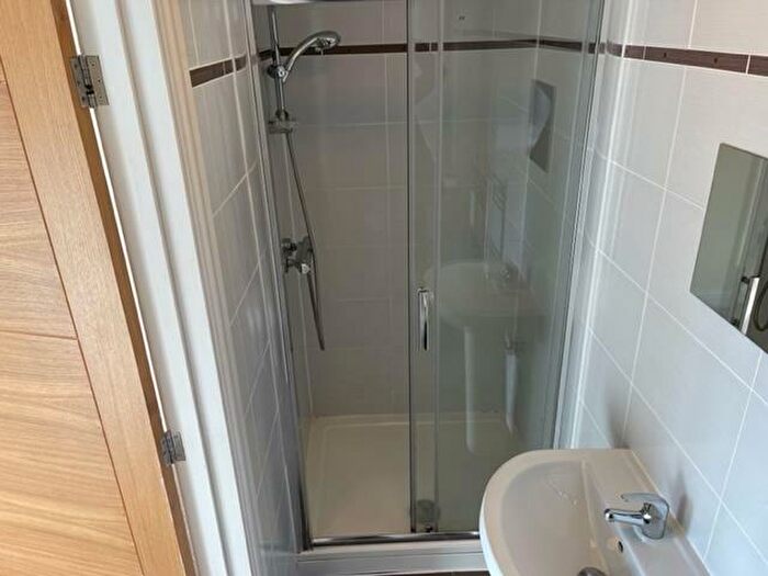4 Bedroom House To Rent In Pilot Drive, Hucknall, Nottingham, NG15