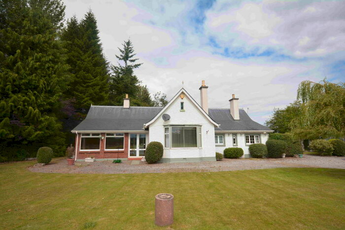 4 Bedroom Detached Bungalow To Rent In Culcabock Road, Inverness, IV2