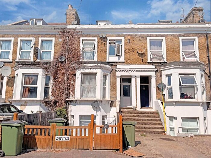 1 Bedroom Flat For Sale In Herbert Road, London, SE18