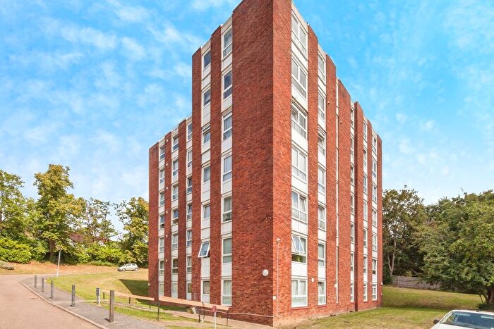 2 Bedroom Flat For Sale In Ross Road, London, SE25