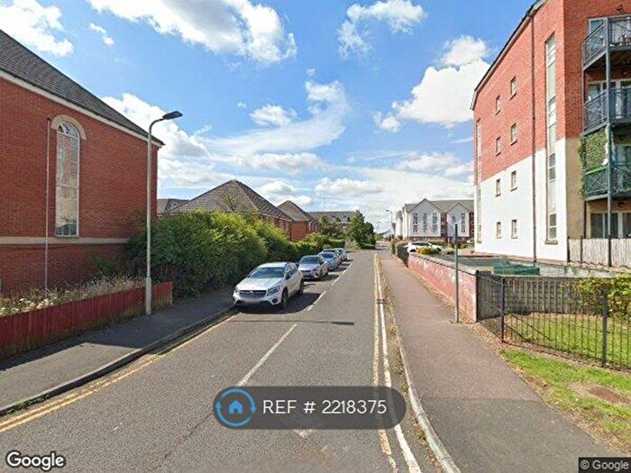 2 Bedroom Flat To Rent In Wheelright House, Bedford, MK42