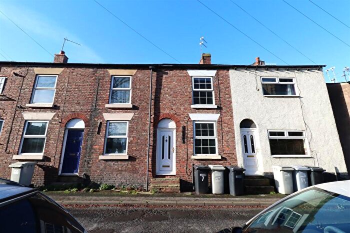 1 Bedroom Terraced House To Rent In Langford Street, Macclesfield, SK11