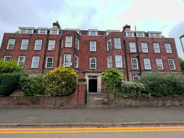 1 Bedroom Flat To Rent In Stirling Road, Edgbaston, Birmingham, B16