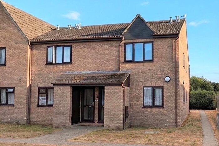 1 Bedroom Apartment For Sale In Parklands Court, Saxmundham Way, Clacton-on-Sea, CO16