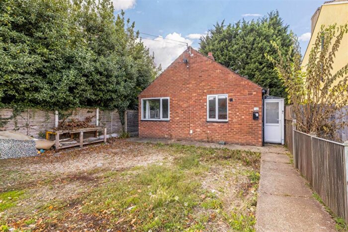 2 Bedroom Detached Bungalow For Sale In Carlton Road, Boston, PE21