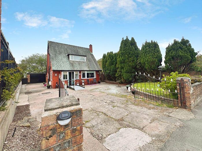 2 Bedroom Detached House For Sale In Chorley Road, Westhoughton, BL5
