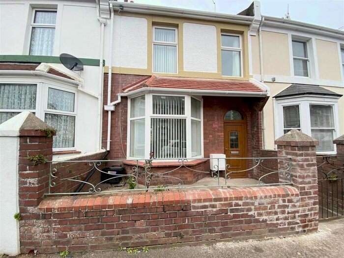 3 Bedroom Terraced House To Rent In St. Annes Road, Torquay, TQ1