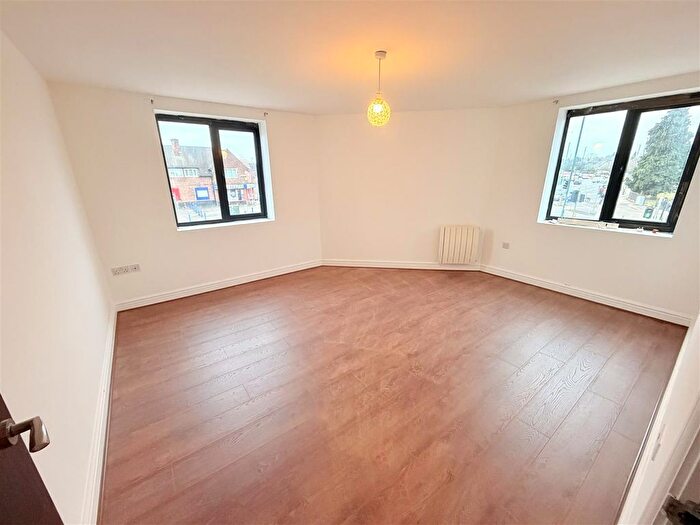 1 Bedroom Flat To Rent In Aspley Lane, Nottingham, NG8