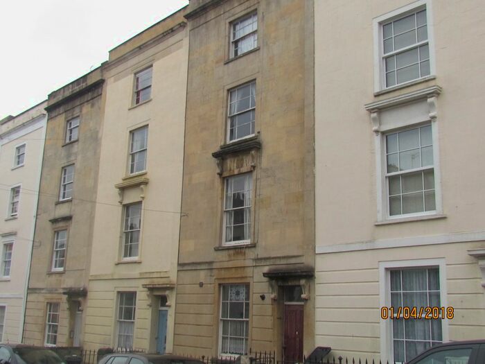 6 Bedroom Terraced House To Rent In Meridian Place, Clifton Bristol, BS8