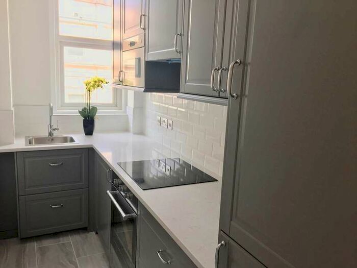 1 Bedroom Apartment For Sale In Flat 16 Tollard Court West Hill Road