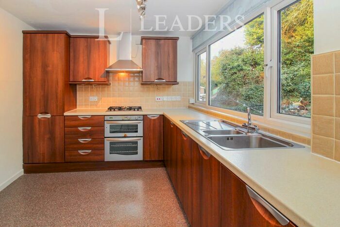 3 Bedroom Town House To Rent In Alpine Court, Kenilworth, CV8