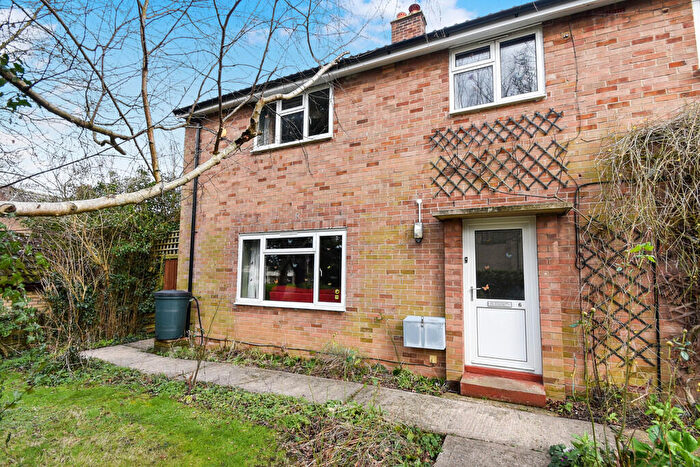 3 Bedroom Semi-Detached House For Sale In Fieldings Place, Graveley, PE19