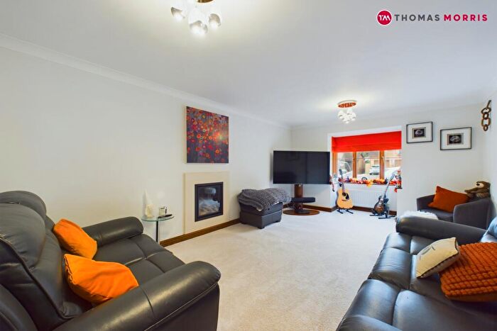 4 Bedroom Detached House For Sale In Tinkers Lane, Sawtry, Huntingdon, PE28
