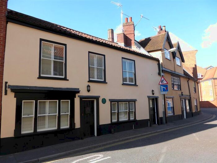 3 Bedroom Cottage To Rent In Cross Lane, Norwich NR3