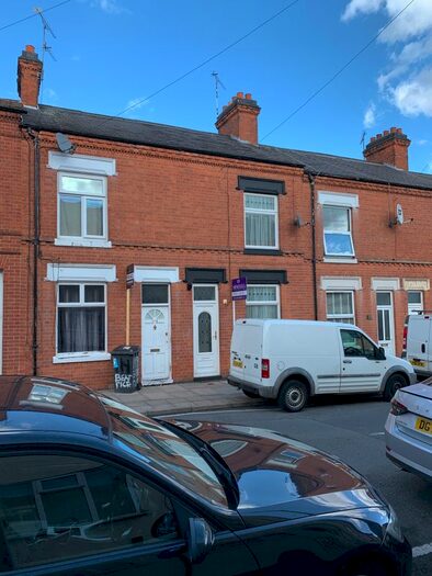 3 Bedroom Terraced House To Rent In Beatrice Road, Leicester, LE3