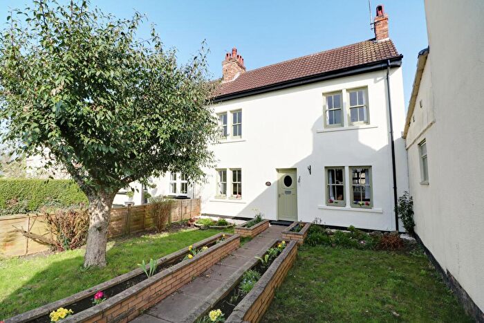 3 Bedroom End Of Terrace House For Sale In Queen Street, Epworth, Doncaster, Lincolnshire, DN9