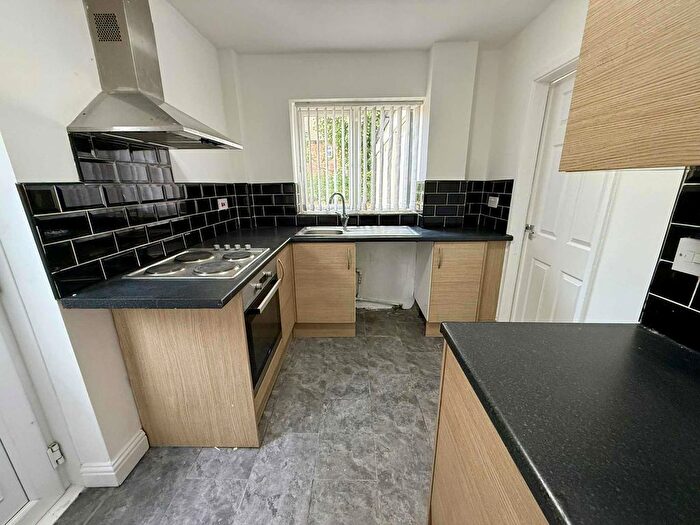 2 Bedroom End Of Terrace House To Rent In Cedar Grove, Skelmersdale, WN8