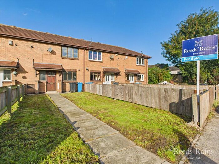 2 Bedroom Terraced House For Sale In Soffham Close, Bransholme, Hull, East Yorkshire, HU7