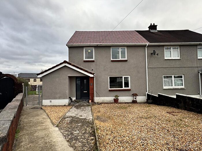 3 Bedroom Semi-Detached House For Sale In Brynhafod, Tycroes, Ammanford, Carmarthenshire., SA18