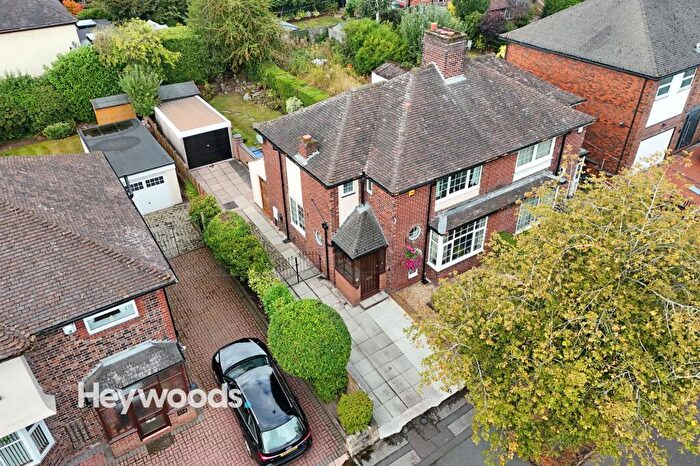 3 Bedroom Semi Detached House For Sale In Basford Park Road, Basford, Newcastle Under Lyme, ST5