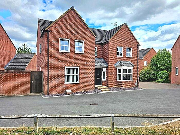4 Bedroom Detached House For Sale In Marham Drive Kingsway, Quedgeley, Gloucester, GL2