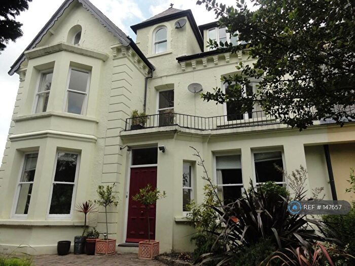 2 Bedroom Flat To Rent In Siliwen Road, Bangor, LL57