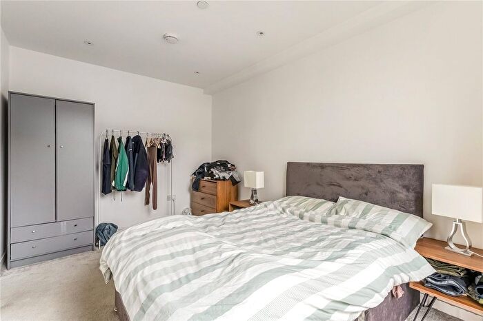 1 Bedroom Flat To Rent In Boundary Lane, Manchester, Greater Manchester, M15