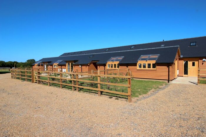 4 Bedroom Barn Conversion To Rent In Brooksend Nursery, Brooksend, Birchington, CT7