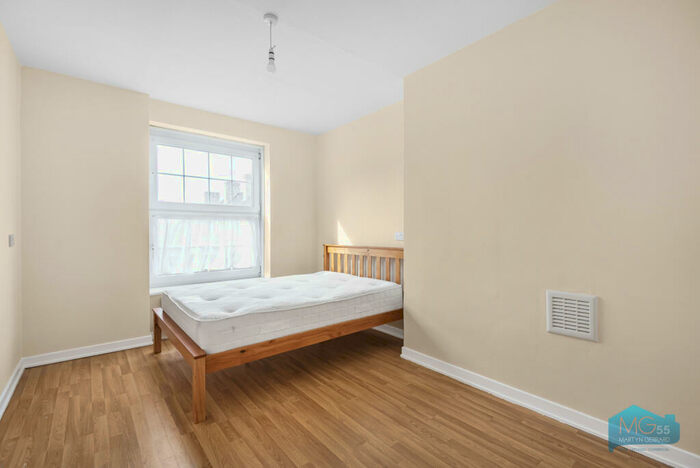 1 Bedroom Apartment To Rent In Hollins House, Tufnell Park, London, N7