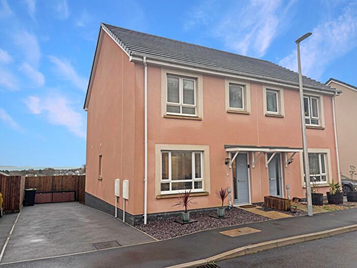 3 Bedroom Semi-Detached House For Sale In Maes Gwdig, Burry Port, SA16