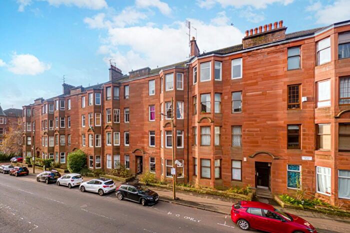 2 Bedroom Apartment For Sale In Garrioch Road, North Kelvindale, Glasgow, G20